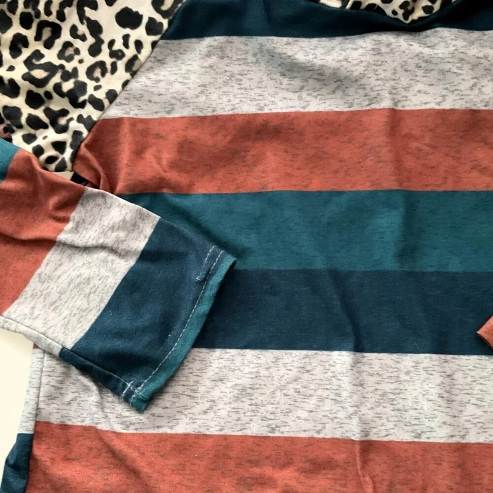 LEOPARD STRIPED LIGHTWEIGHT SOFT HOODIE